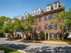 8894 Ashgrove House Lane, Vienna VA 22182