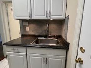 502 S 4TH Street, Philadelphia PA 19147