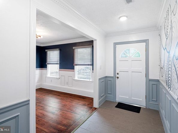 191 Crabtree Drive, Levittown PA 19055