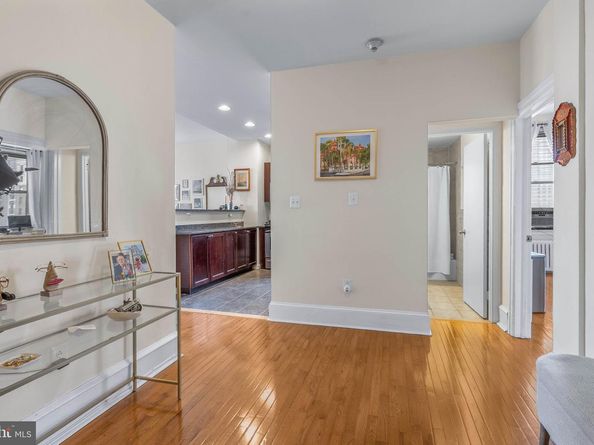 250 S 13TH Street 11E, Philadelphia PA 19107