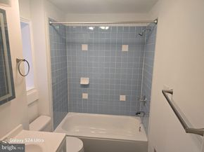 2545 S Marshall Street, Philadelphia PA 19148