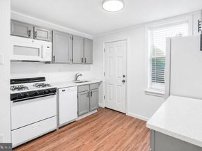 2545 S Marshall Street, Philadelphia PA 19148