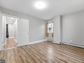 909 Pine Street, Darby PA 19023
