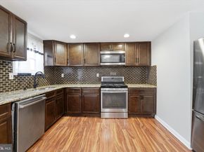 909 Pine Street, Darby PA 19023