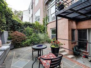 114 Bainbridge Street, Philadelphia PA 19147