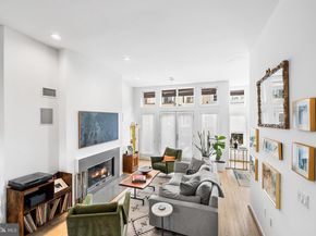 114 Bainbridge Street, Philadelphia PA 19147