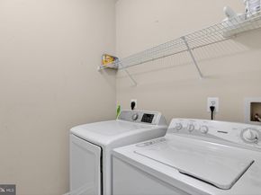 4854 Eisenhower Avenue 155, Alexandria VA 22304