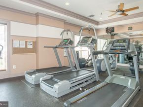4854 Eisenhower Avenue 155, Alexandria VA 22304