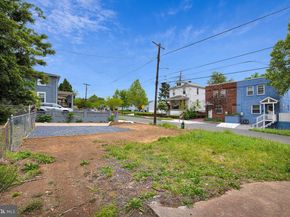 823 46TH Street NE, Washington DC 20019