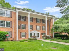 7720 Tremayne Place 111, Mclean VA 22102