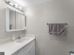 7720 Tremayne Place 111, Mclean VA 22102