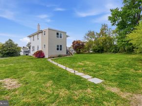 224 Oakdale Avenue, Horsham PA 19044