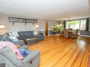 1259 Glenbrook Road, Huntingdon Valley PA 19006