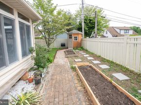 1259 Glenbrook Road, Huntingdon Valley PA 19006