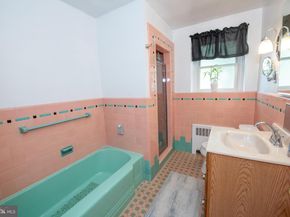 1259 Glenbrook Road, Huntingdon Valley PA 19006