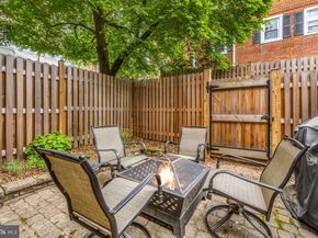 2800 S Abingdon Street B, Arlington VA 22206