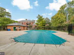 2800 S Abingdon Street B, Arlington VA 22206