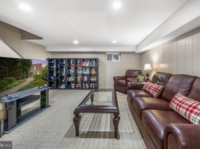 2800 S Abingdon Street B, Arlington VA 22206