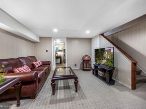 2800 S Abingdon Street B, Arlington VA 22206