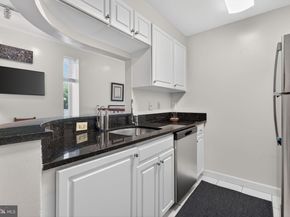 1619 R Street NW 101, Washington DC 20009