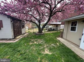 133 Meadow Lane, Philadelphia PA 19154