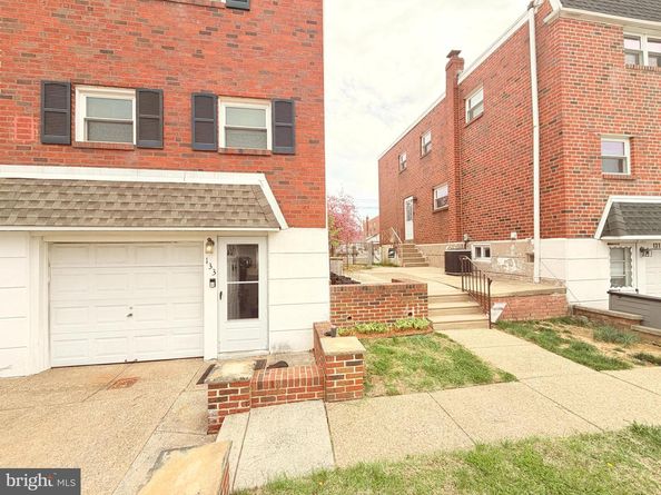 133 Meadow Lane, Philadelphia PA 19154