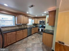 133 Meadow Lane, Philadelphia PA 19154