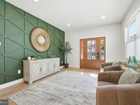 423 N Cleveland Street, Arlington VA 22201