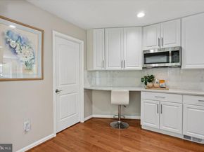 10240 Colebrook Avenue, Potomac MD 20854
