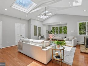 10240 Colebrook Avenue, Potomac MD 20854