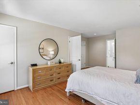 10240 Colebrook Avenue, Potomac MD 20854