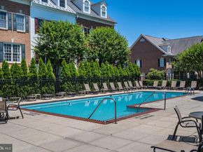 1221 Roundhouse Lane, Alexandria VA 22314