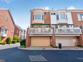 1221 Roundhouse Lane, Alexandria VA 22314