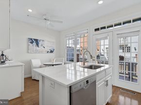 1221 Roundhouse Lane, Alexandria VA 22314