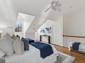 1221 Roundhouse Lane, Alexandria VA 22314