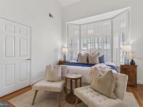 1221 Roundhouse Lane, Alexandria VA 22314