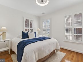 1221 Roundhouse Lane, Alexandria VA 22314