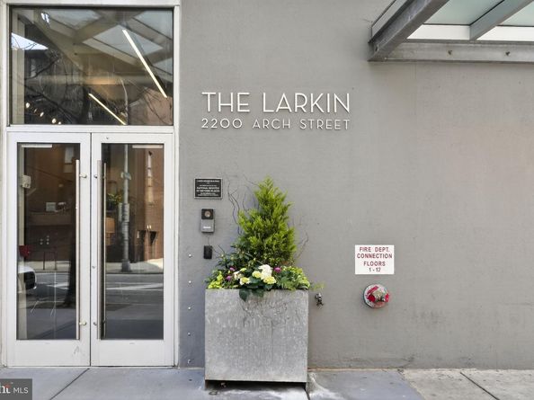 2200 Arch Street 416, Philadelphia PA 19103