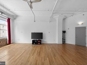 2200 Arch Street 416, Philadelphia PA 19103