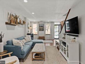 2050 Saint Albans Street, Philadelphia PA 19146