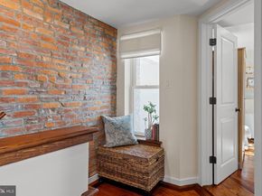 2050 Saint Albans Street, Philadelphia PA 19146