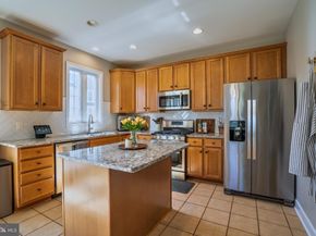 2520 Walnut Leaf Lane, Herndon VA 20171