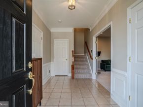 2520 Walnut Leaf Lane, Herndon VA 20171