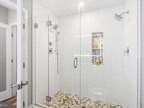 1004 S 17TH Street A, Philadelphia PA 19146