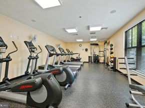 910 M Street NW 1006, Washington DC 20001