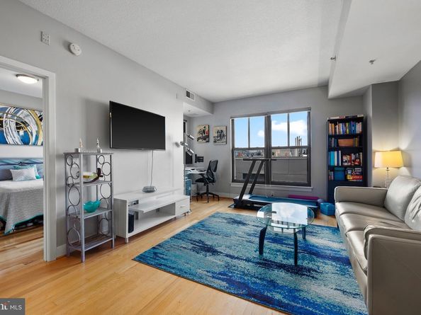 910 M Street NW 1006, Washington DC 20001