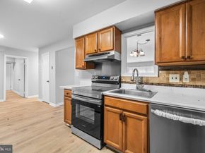 3824 Persimmon Circle, Fairfax VA 22031