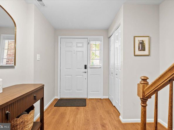 1912 N Daniel Street, Arlington VA 22201