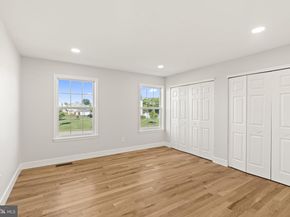 703 Gregory Drive, Horsham PA 19044