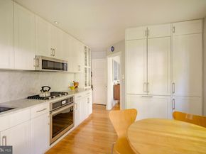 15 E Willow Grove Avenue, Philadelphia PA 19118